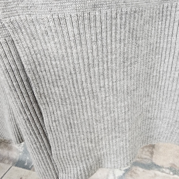 Charlie Paige Long Open Cardigan Pouch Pocket Light Gray No Size Measures Medium - Picture 11 of 13